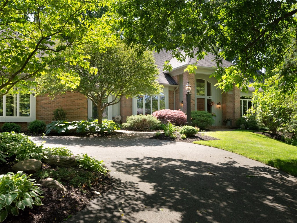 4 Carters Grove Pittsford, NY 14534 - Photo 1 of 36