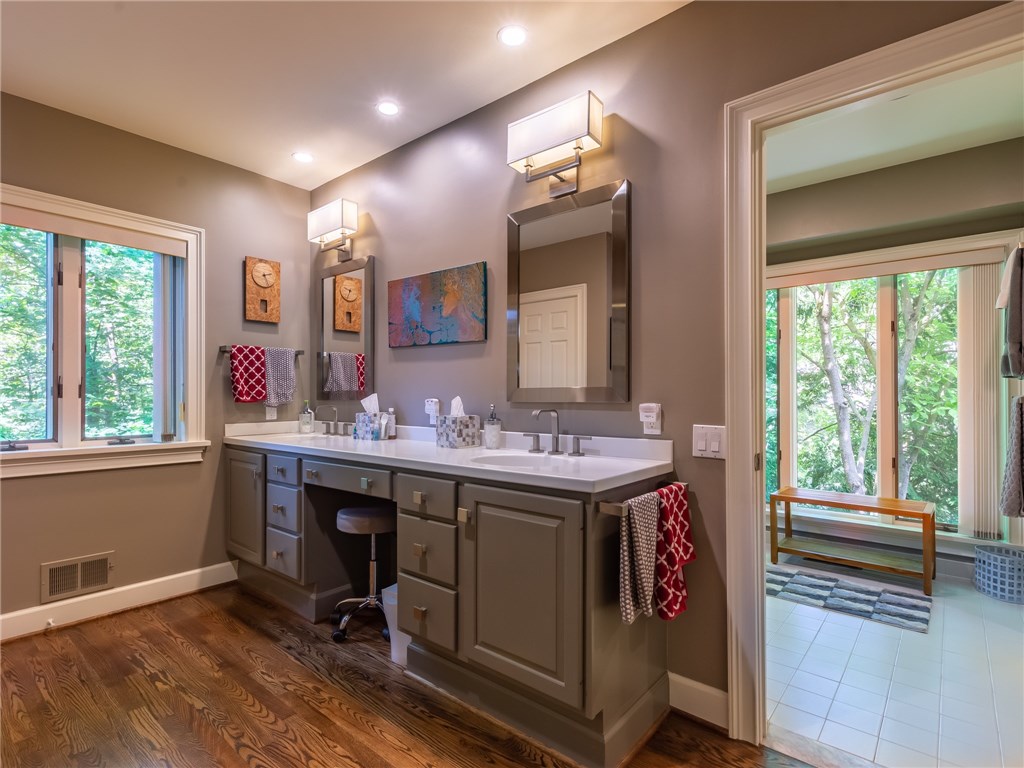 4 Carters Grove Pittsford, NY 14534 - Photo 15 of 36