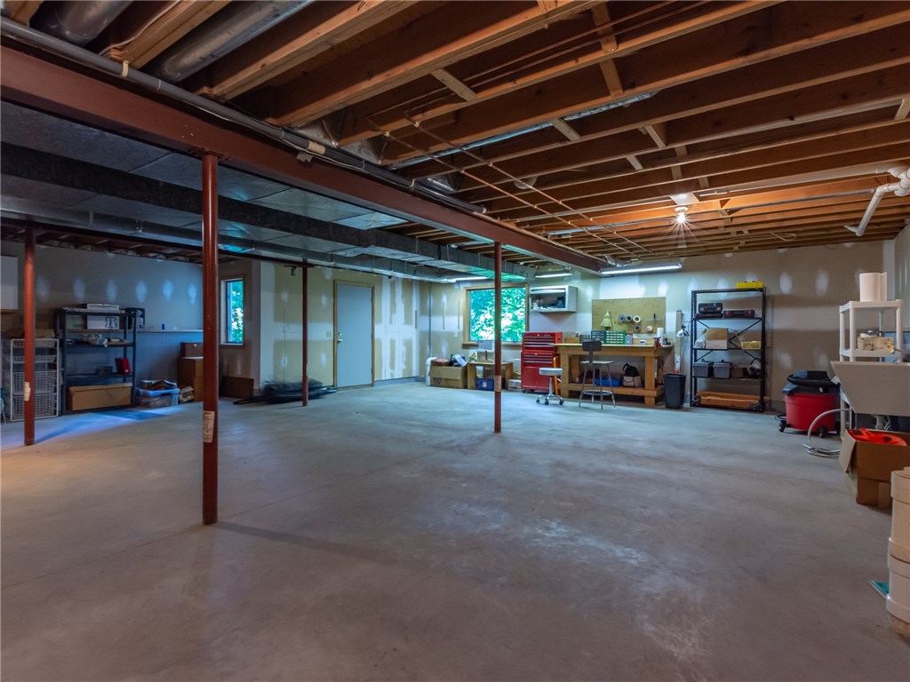 4 Carters Grove Pittsford, NY 14534 - Photo 31 of 36