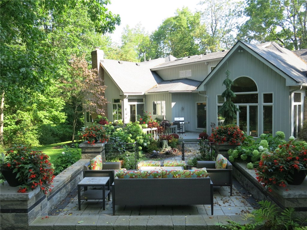 4 Carters Grove Pittsford, NY 14534 - Photo 34 of 36