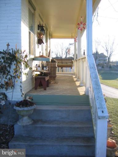 3808 Beckleysville Road Hampstead, MD 21074 - Photo 22 of 28 a view of entryway and hall