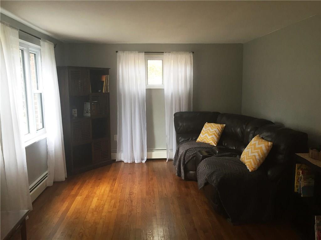 140 Simmons Road Canonsburg, PA 15317 - Photo 3 of 25 Gallery Image 3