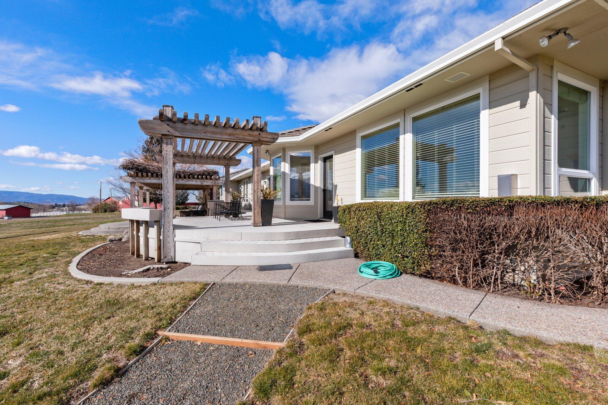 5710 Amerman Road Ashland, OR 97520 - Photo 54 of 76 54-web-or-mls-WCIL0193