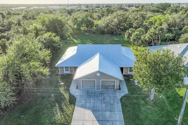 $1,650 | 10437 Port Everglades Street, Port Charlotte, FL 33981