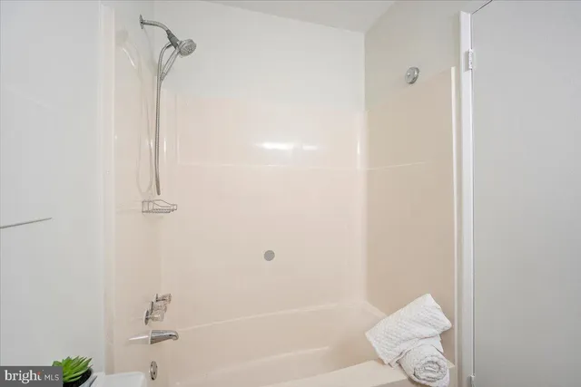 $375,000 | 5423 Smooth Meadow Way, Unit C 1 8, Columbia, MD 21044