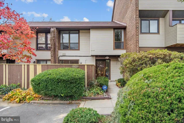 $375,000 | 5423 Smooth Meadow Way, Unit C 1 8, Columbia, MD 21044