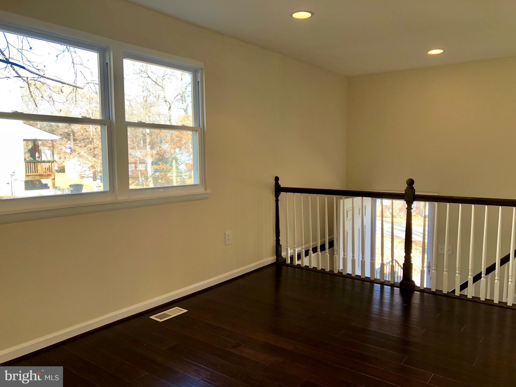 522 Maple Way Lusby, MD 20657 - Photo 15 of 42 Family Room