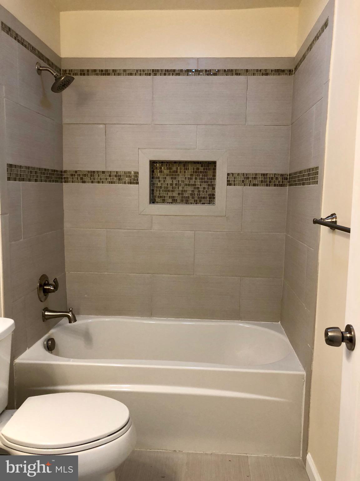 522 Maple Way Lusby, MD 20657 - Photo 18 of 42 Full Bath #2