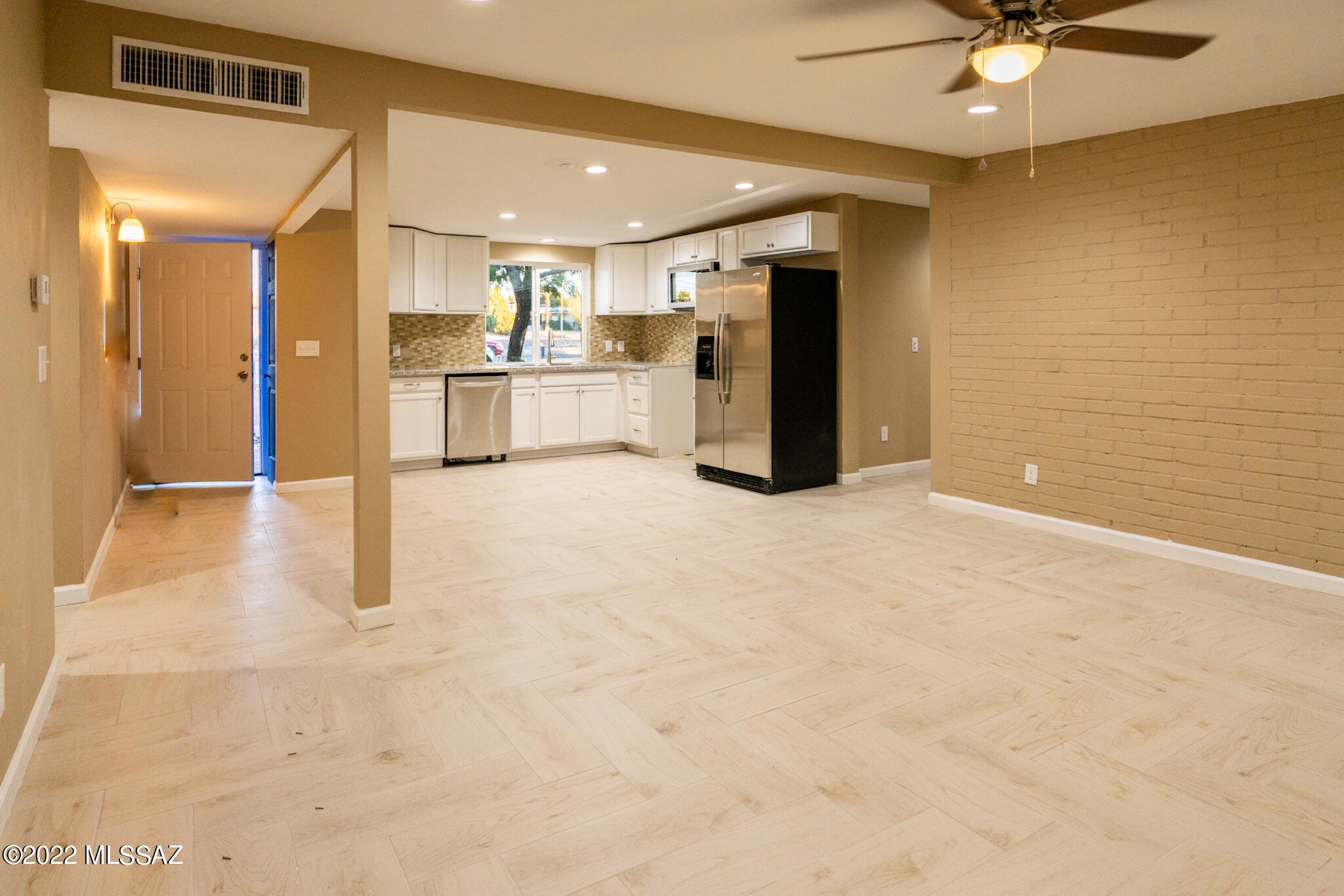 2944 South Kolb Road Tucson, AZ 85730 - Photo 4 of 24 Gallery Image 4