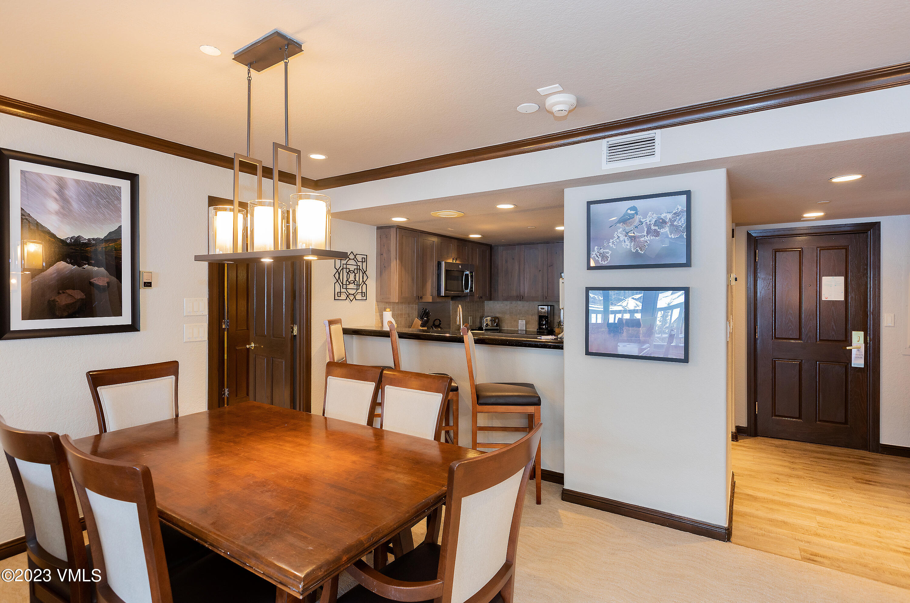 210 Offerson Road, Unit 207 WEEK 34 Beaver Creek, CO 81620 - Photo 6 of 26 a dining room with furniture and window