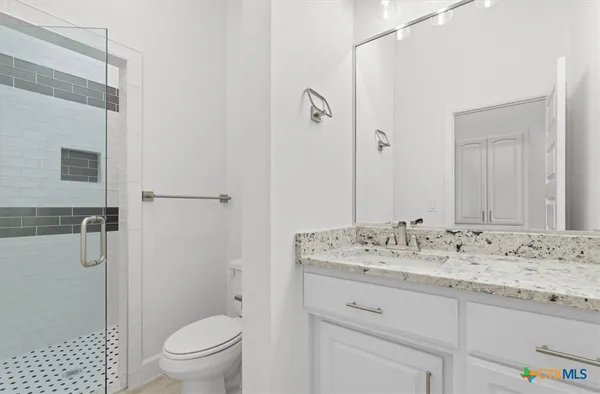 $796,500 | 112 Vista De Luna Lane, Belton, TX 76513