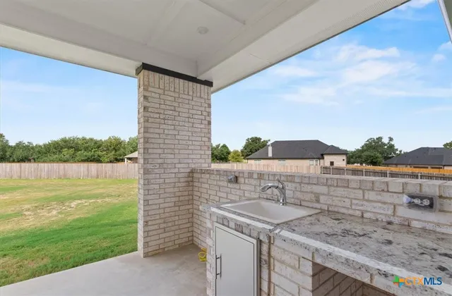 $796,500 | 112 Vista De Luna Lane, Belton, TX 76513