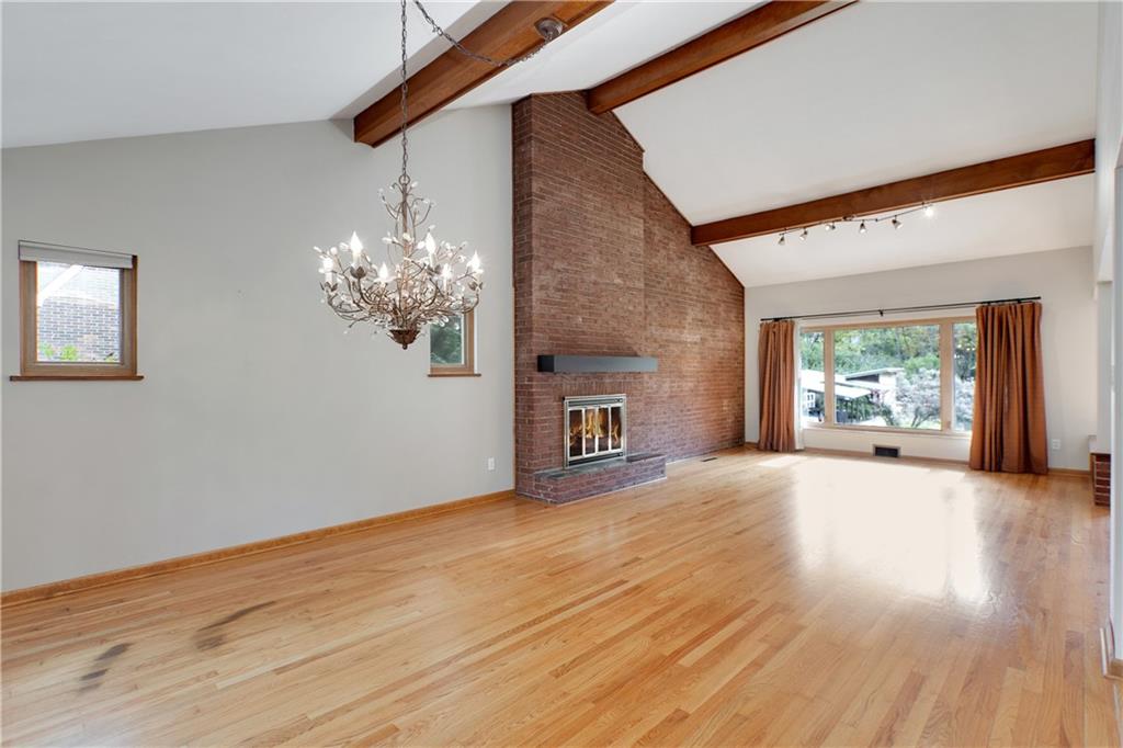 117 Harding Road Pittsburgh, PA 15229 - Photo 8 of 23 Gallery Image 8