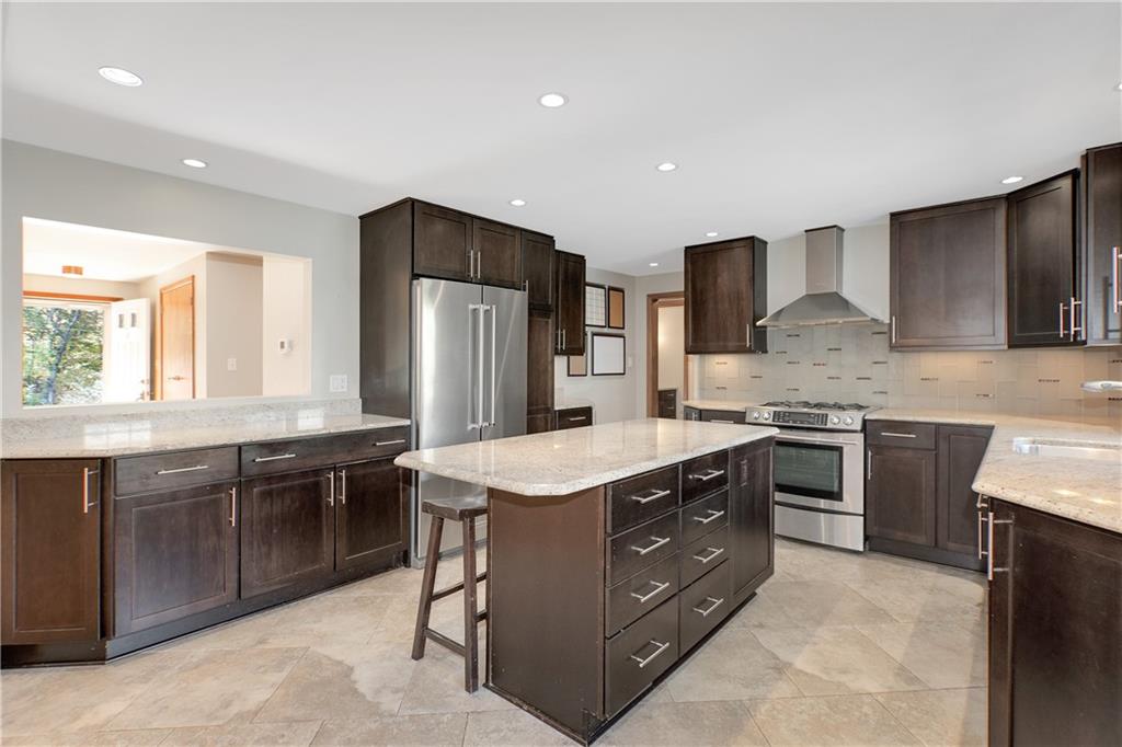 117 Harding Road Pittsburgh, PA 15229 - Photo 10 of 23 Gallery Image 10