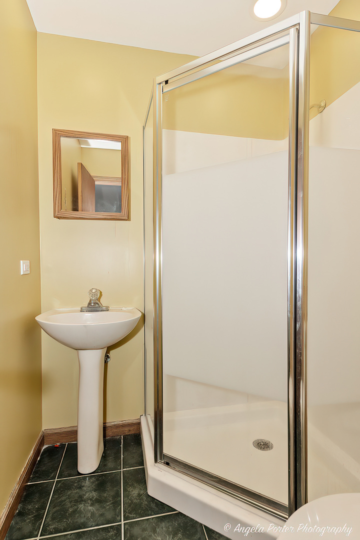 6715 Pheasant Trail Cary, IL 60013 - Photo 16 of 29