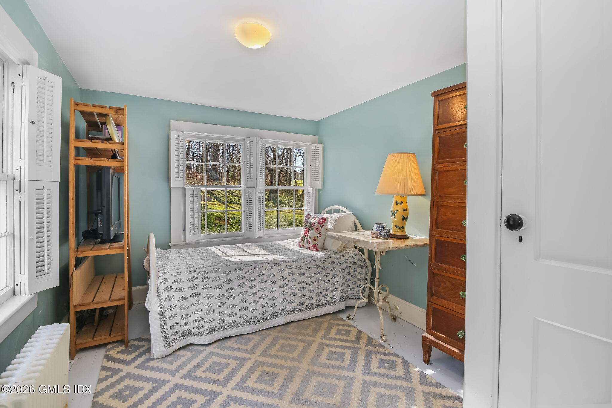 93 East Middle Patent Road Greenwich, CT 06831 - Photo 13 of 35 25-web-or-mls-93-e-middle-patent-rd