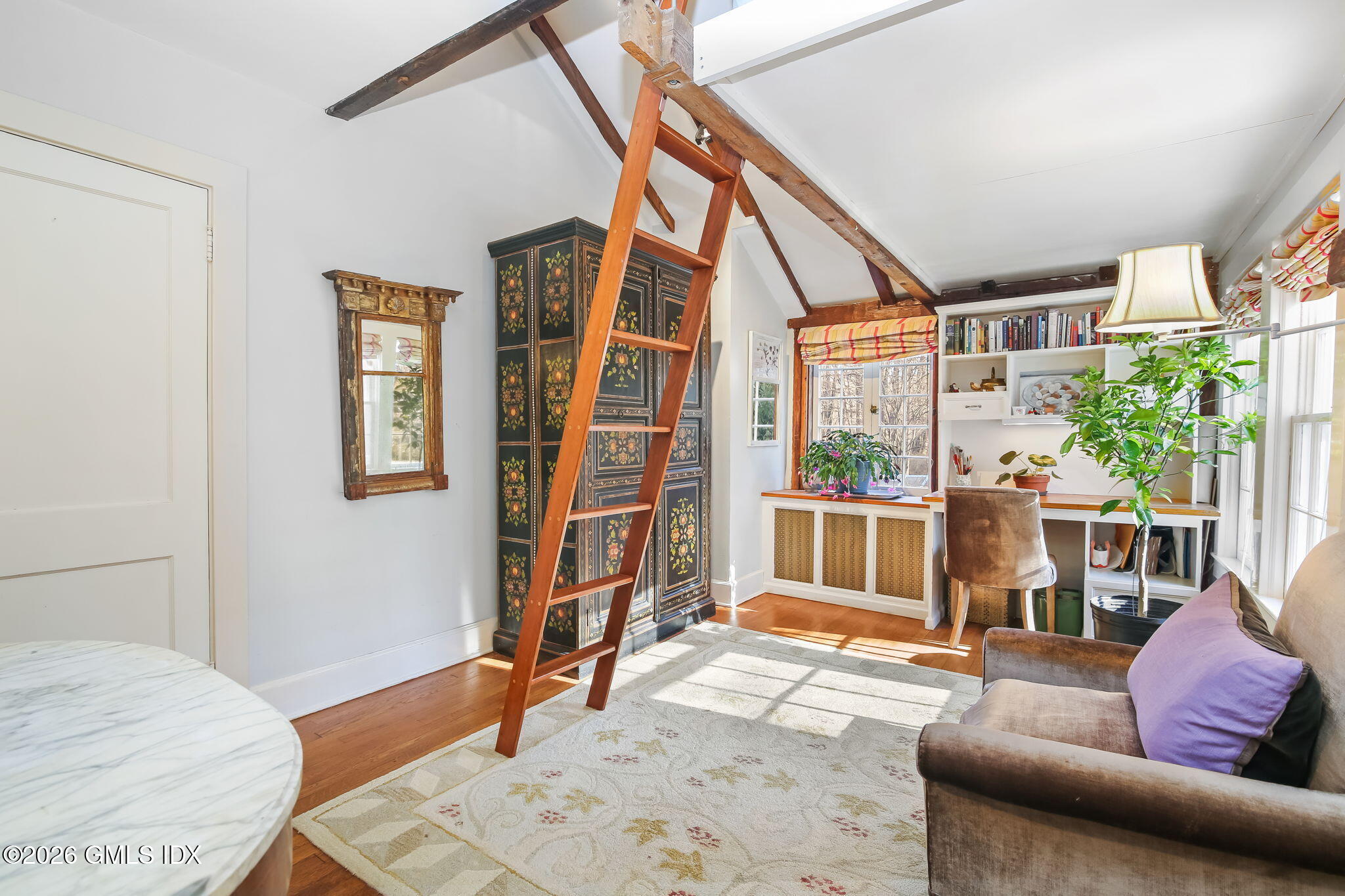 93 East Middle Patent Road Greenwich, CT 06831 - Photo 16 of 35 35-web-or-mls-93-e-middle-patent-rd