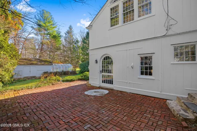 $1,650,000 | 93 East Middle Patent Road, Greenwich, CT 06831