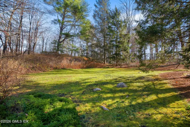 $1,650,000 | 93 East Middle Patent Road, Greenwich, CT 06831
