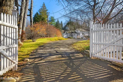 $1,650,000 | 93 East Middle Patent Road, Greenwich, CT 06831