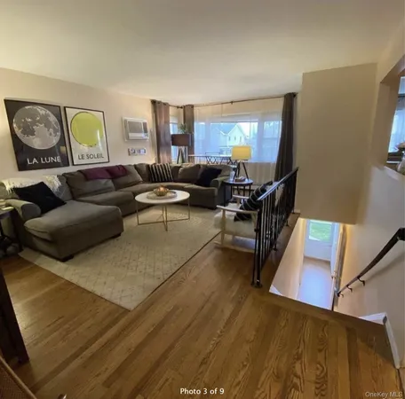 $4,250 | 552 East Walnut Street, Unit UPPR, Long Beach, NY 11561