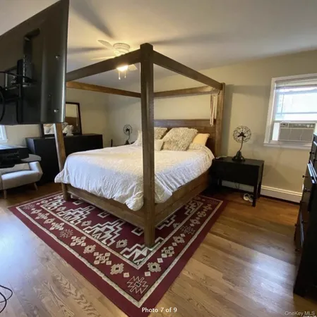 $4,250 | 552 East Walnut Street, Unit UPPR, Long Beach, NY 11561
