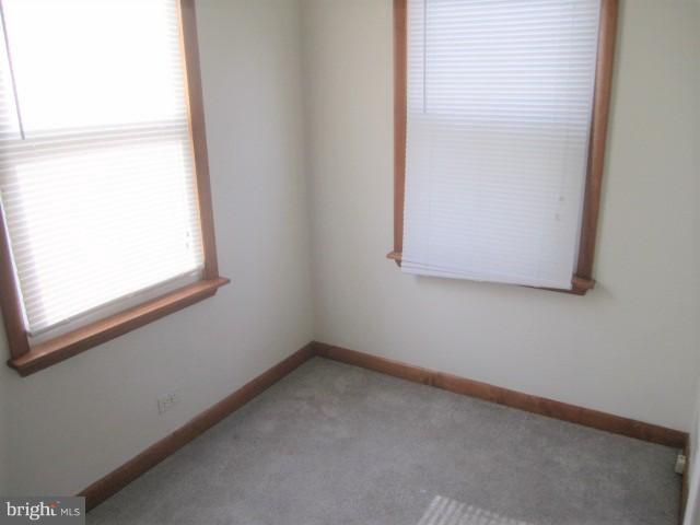36 Walkern Road Baltimore, MD 21221 - Photo 6 of 16 Dining Room
