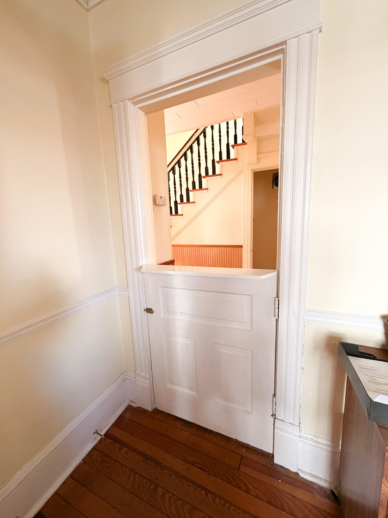 226 West Locust Street Covington, VA 24426 - Photo 12 of 45 a view of an entryway