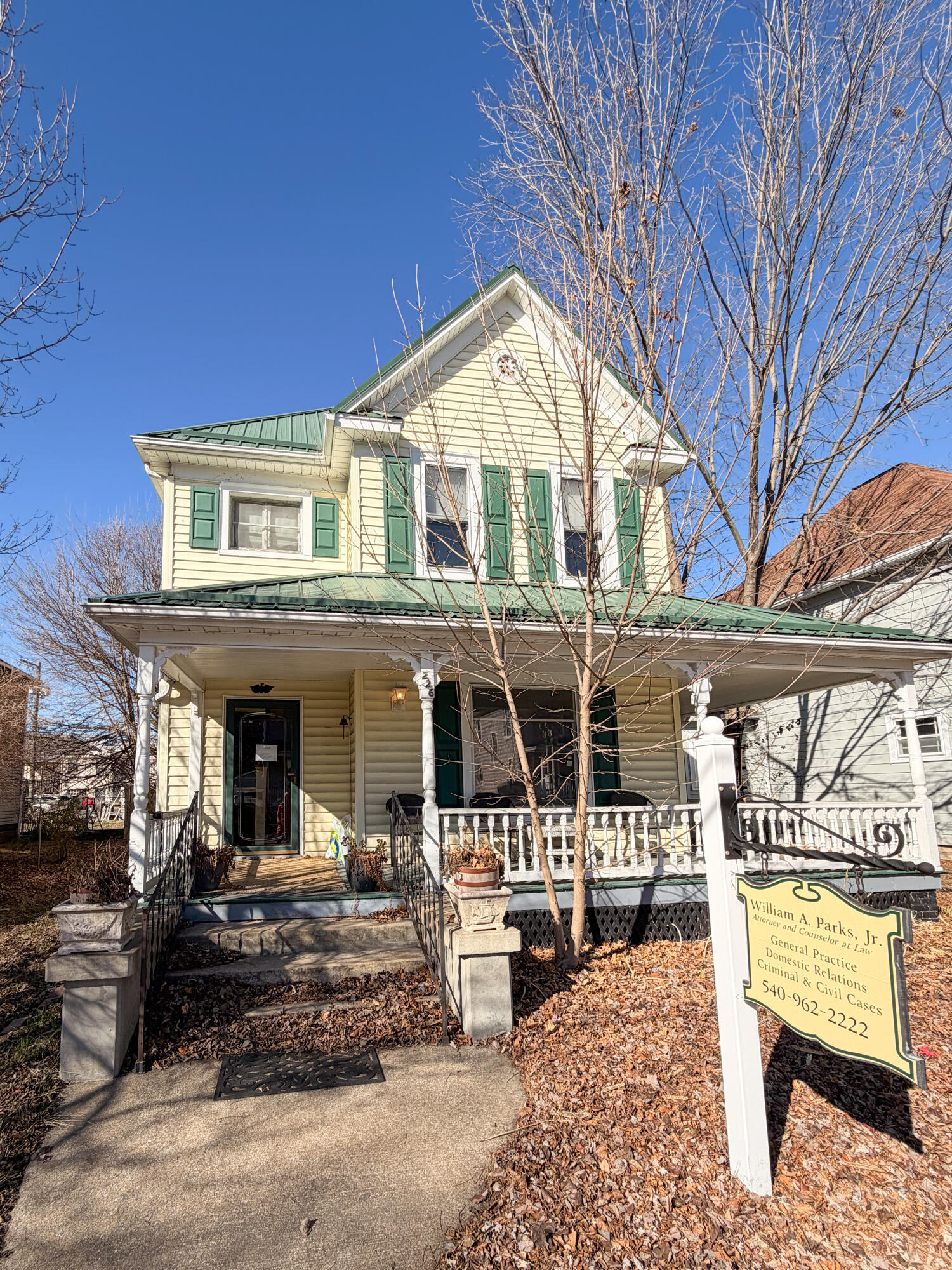226 West Locust Street Covington, VA 24426 - Photo 2 of 45 a view of a large building with large windows