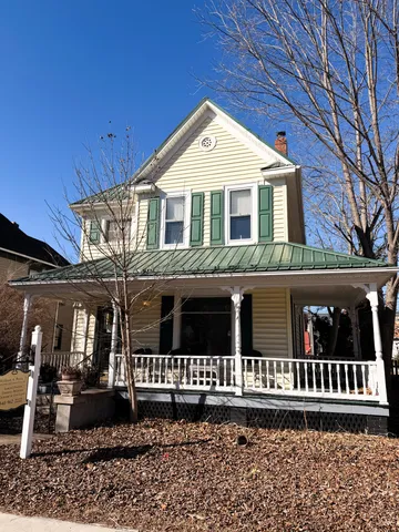 $169,900 | 226 West Locust Street, Covington, VA 24426