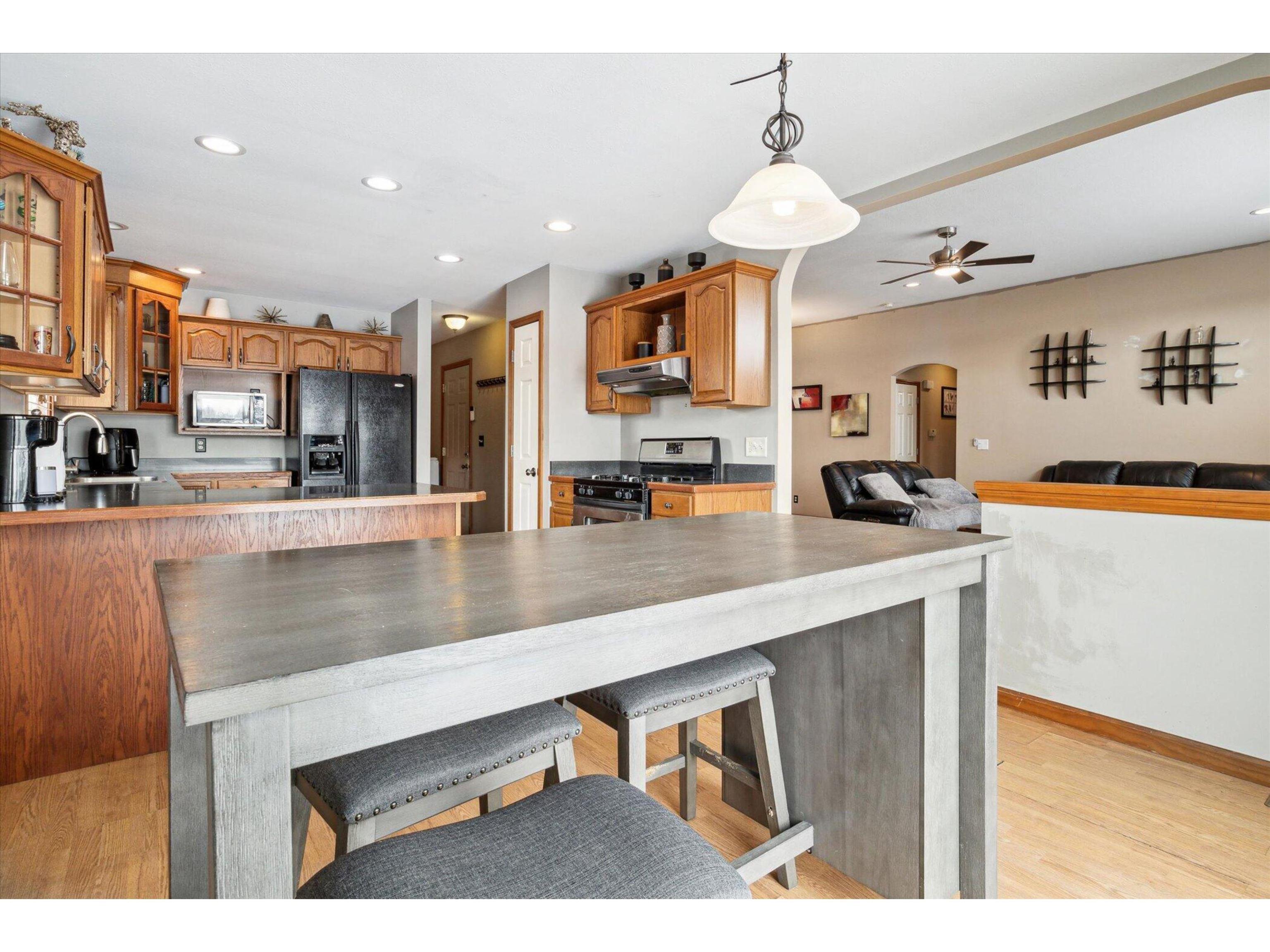 116 Westgate Boulevard Wakarusa, IN 46573 - Photo 14 of 36