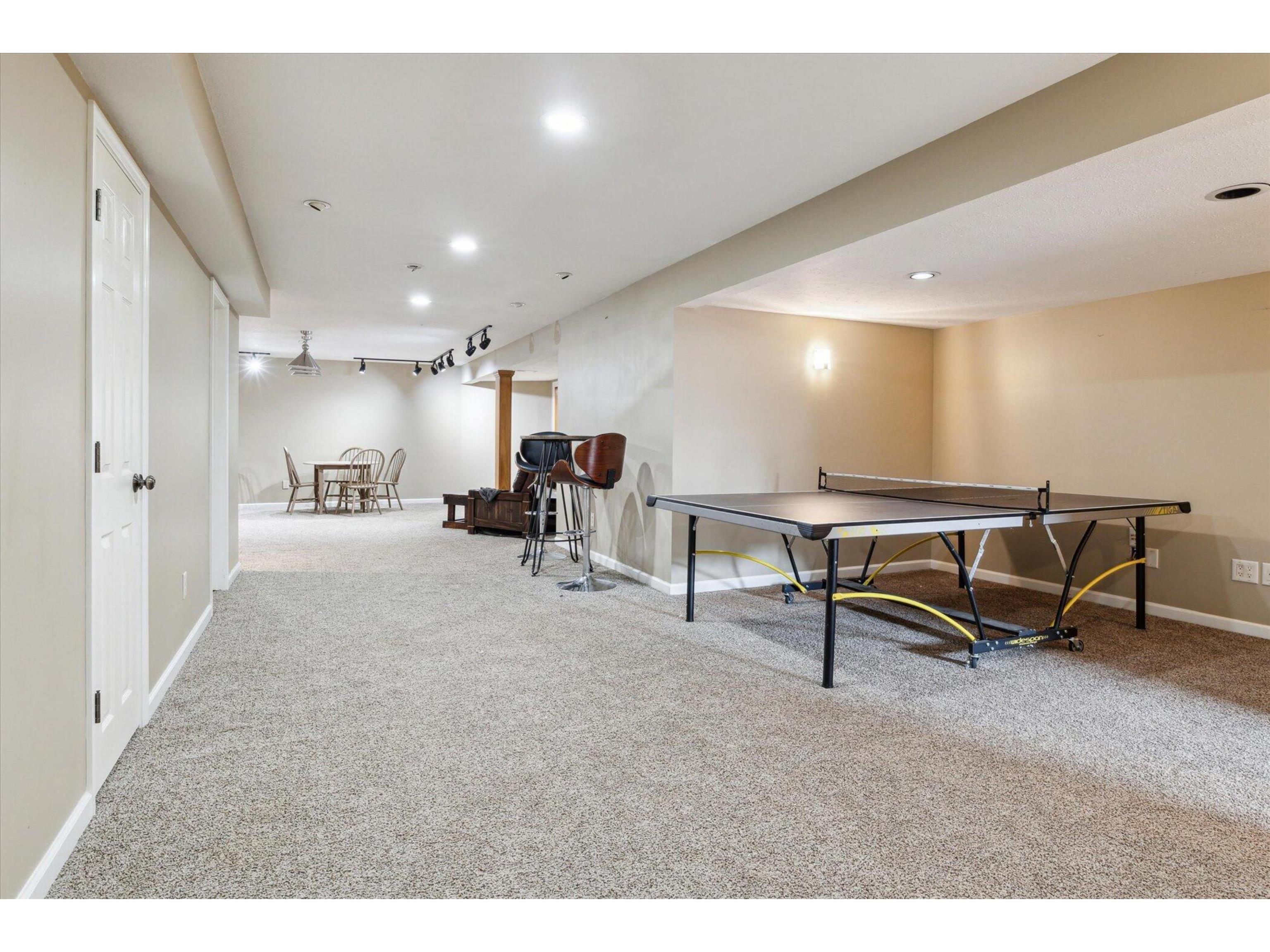 116 Westgate Boulevard Wakarusa, IN 46573 - Photo 29 of 36