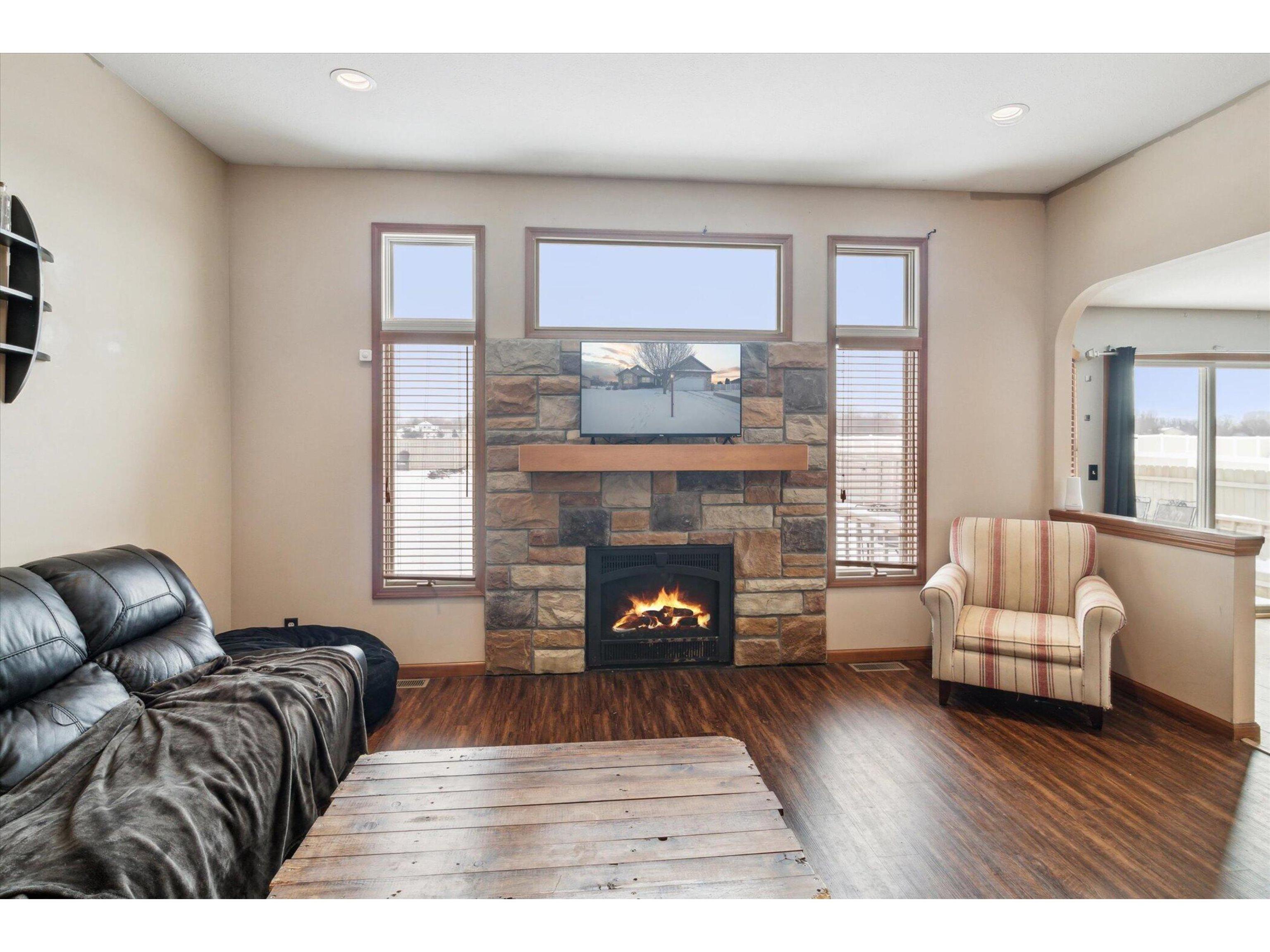 116 Westgate Boulevard Wakarusa, IN 46573 - Photo 10 of 36