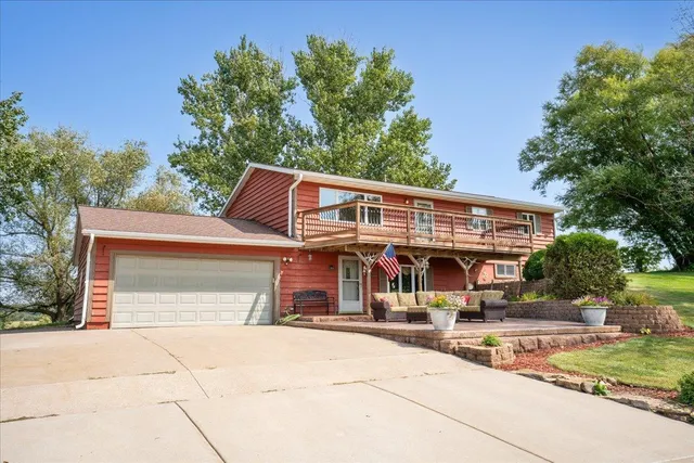 $455,000 | N3732 690th Street, Ellsworth, WI 54011