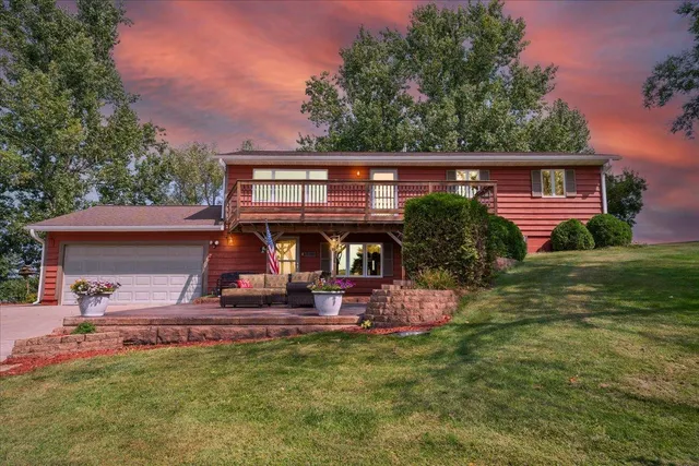 $455,000 | N3732 690th Street, Ellsworth, WI 54011