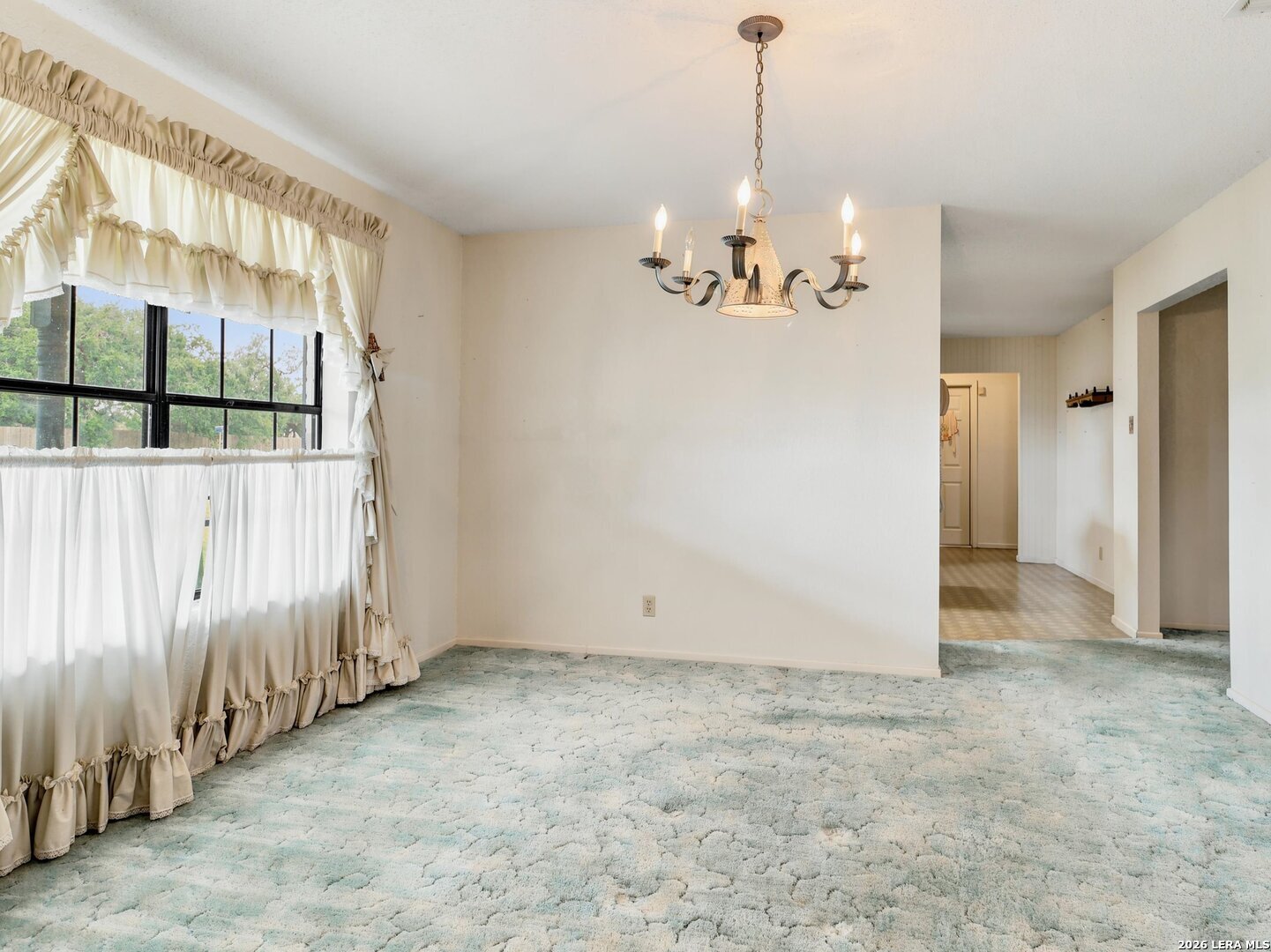 111 Mitch Thomas Road Pleasanton, TX 78064 - Photo 10 of 18
