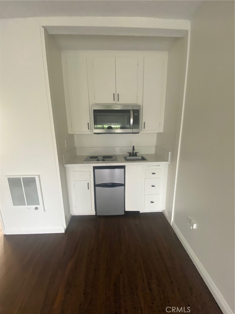 3656 Garnet Street, Unit 333 Torrance, CA 90503 - Photo 5 of 22