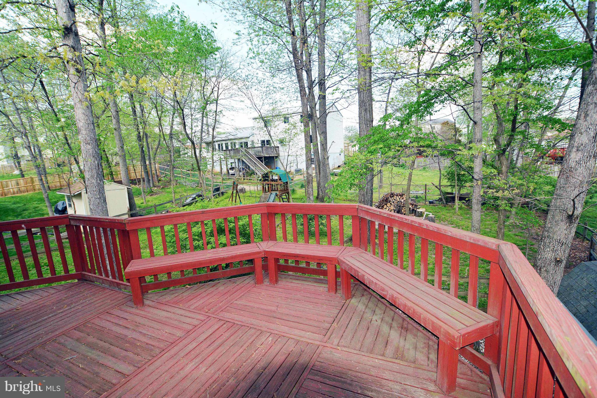 4533 Samuels Pine Road Chantilly, VA 20151 - Photo 9 of 29 DECK 2