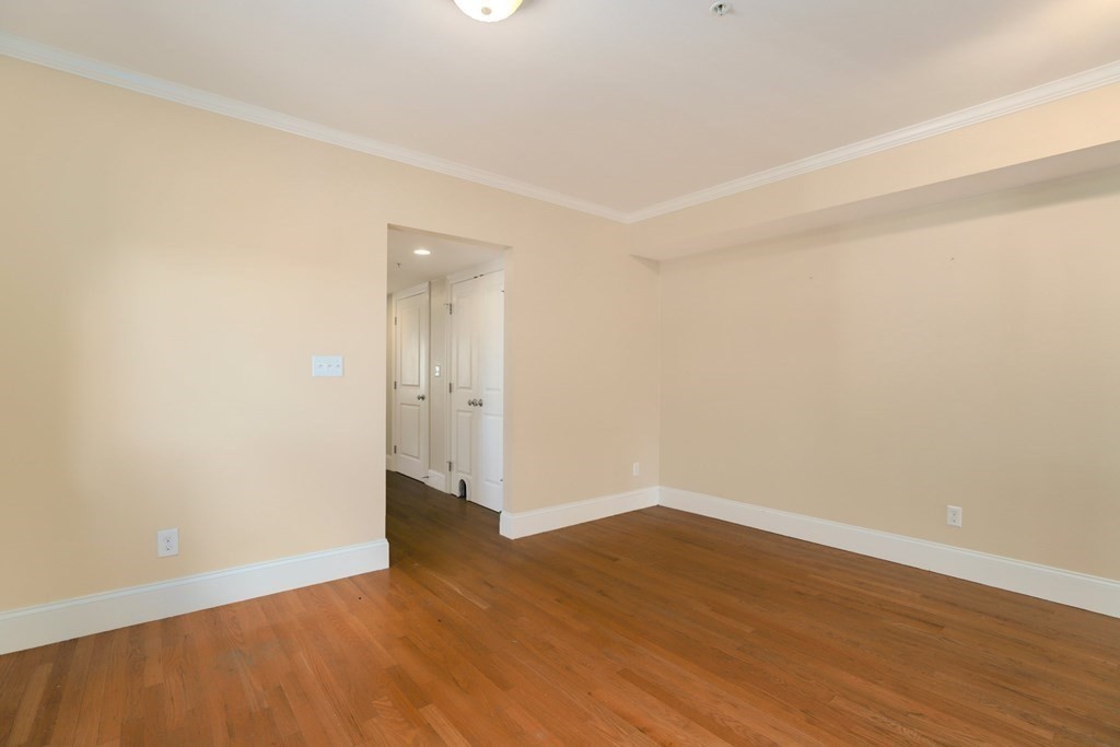87 Ash Street, Unit 22 Waltham, MA 02453 - Photo 11 of 23