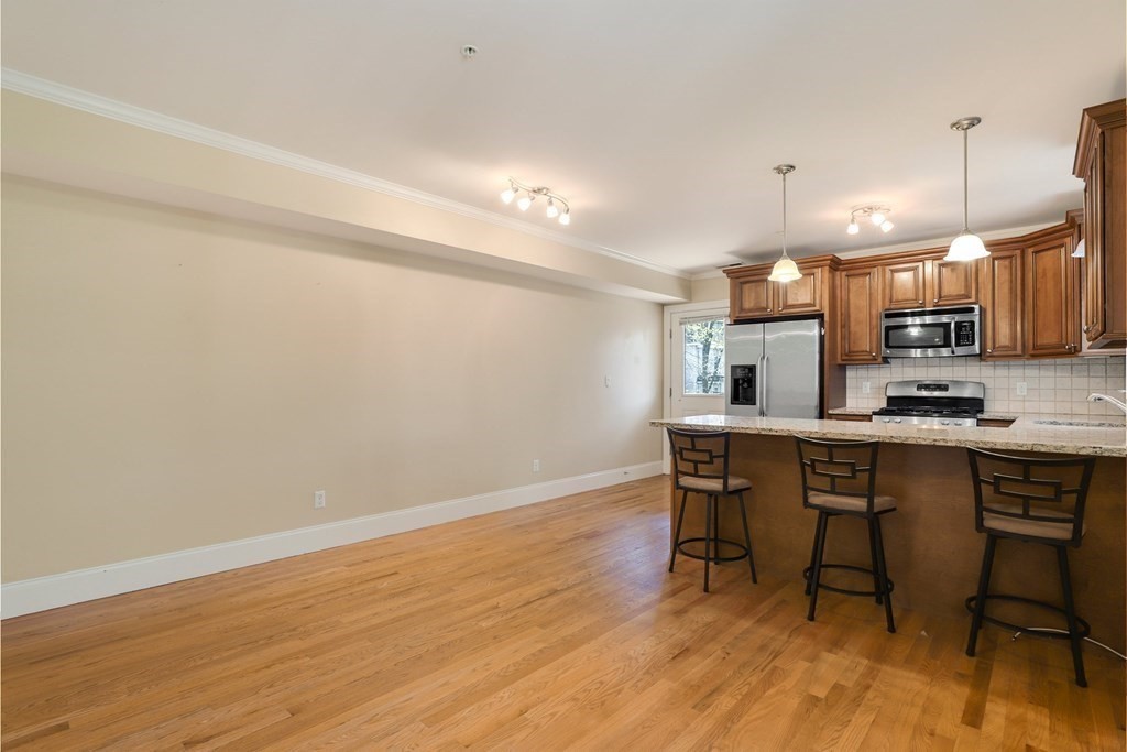 87 Ash Street, Unit 22 Waltham, MA 02453 - Photo 8 of 23