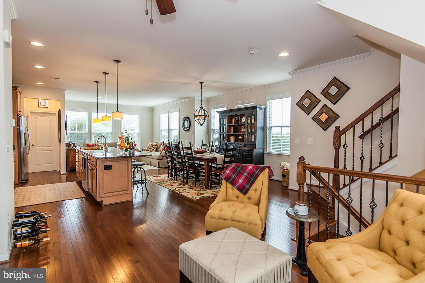 43403 Rickenbacker Square Ashburn, VA 20147 - Photo 14 of 28 Living Room
