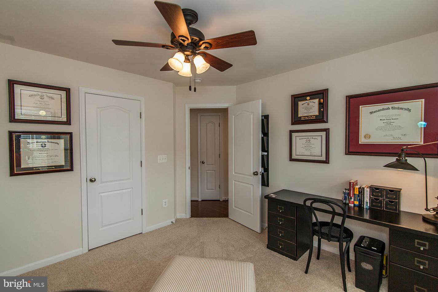 43403 Rickenbacker Square Ashburn, VA 20147 - Photo 21 of 28 Bedroom