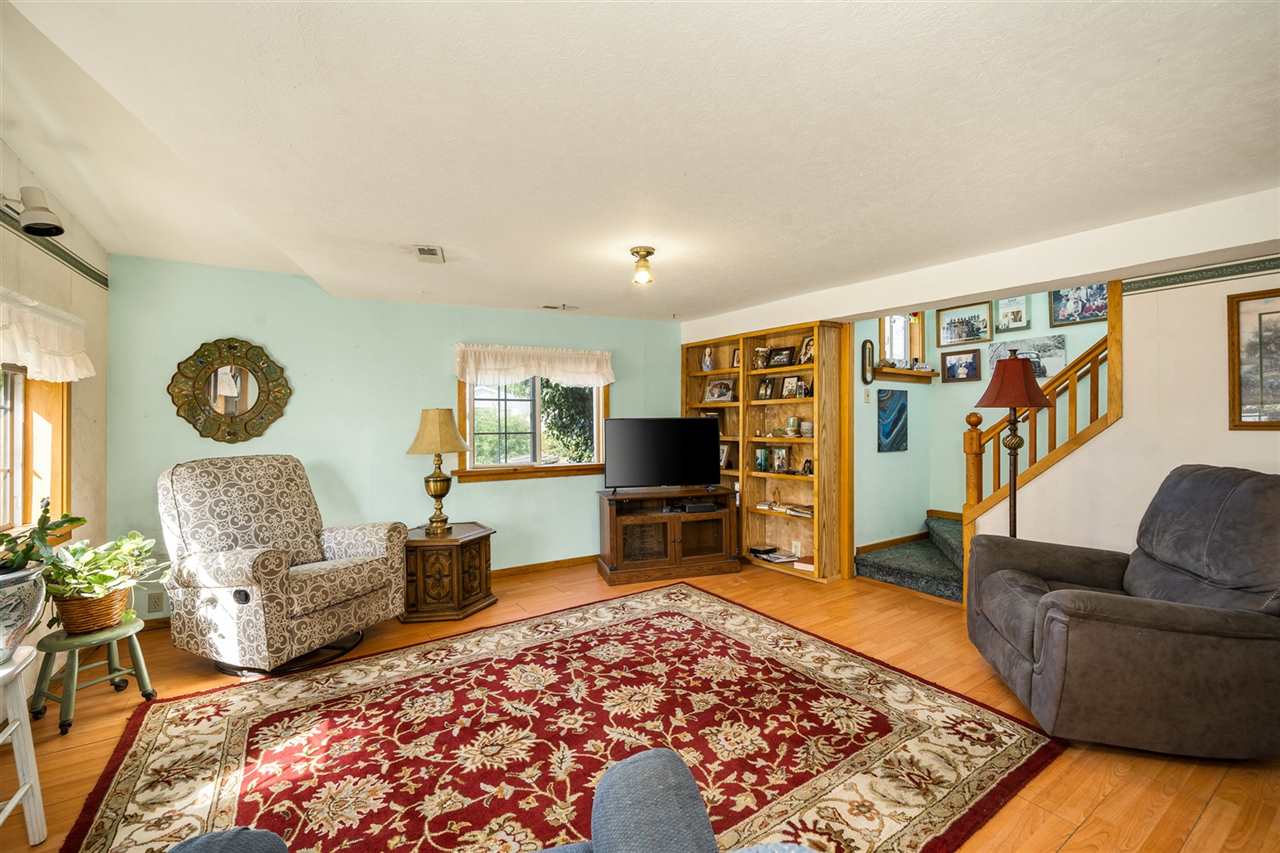 1921 North Vista Road Spokane, WA 99212 - Photo 5 of 34