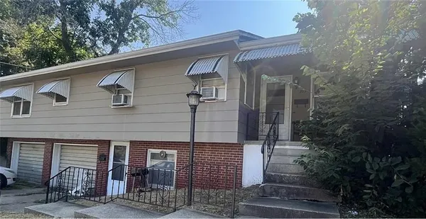 $400,000 | 203 East Culton Street, Warrensburg, MO 64093