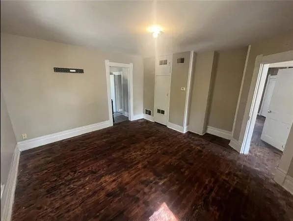 $400,000 | 203 East Culton Street, Warrensburg, MO 64093