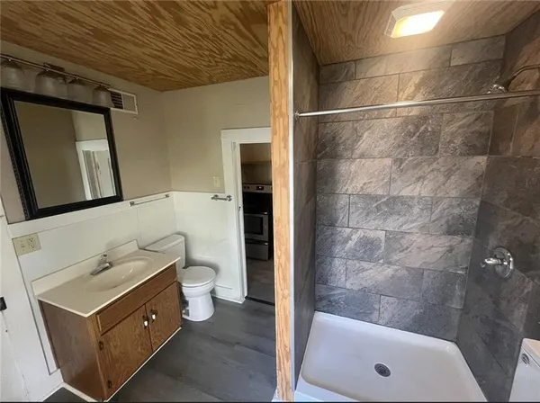 $400,000 | 203 East Culton Street, Warrensburg, MO 64093