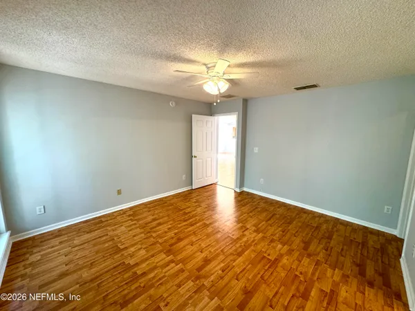 $2,400 | 696 Hampton Downs Court, St. Johns, FL 32259