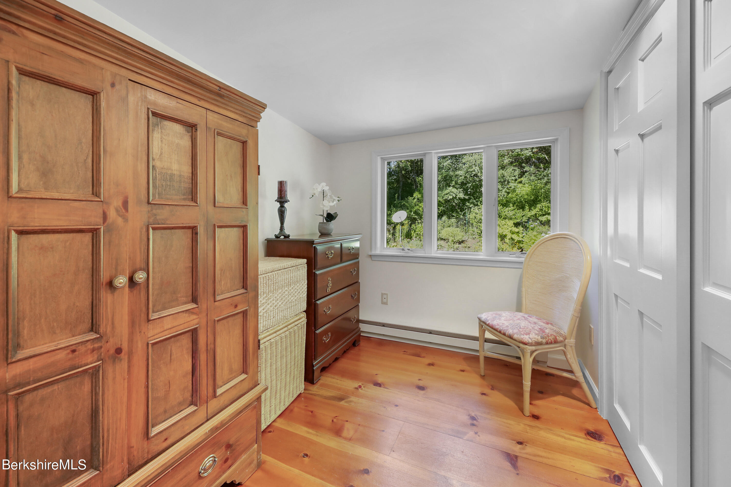 38 Rowe Road Egremont, MA 01230 - Photo 21 of 42 Study/Primary BD Rm
