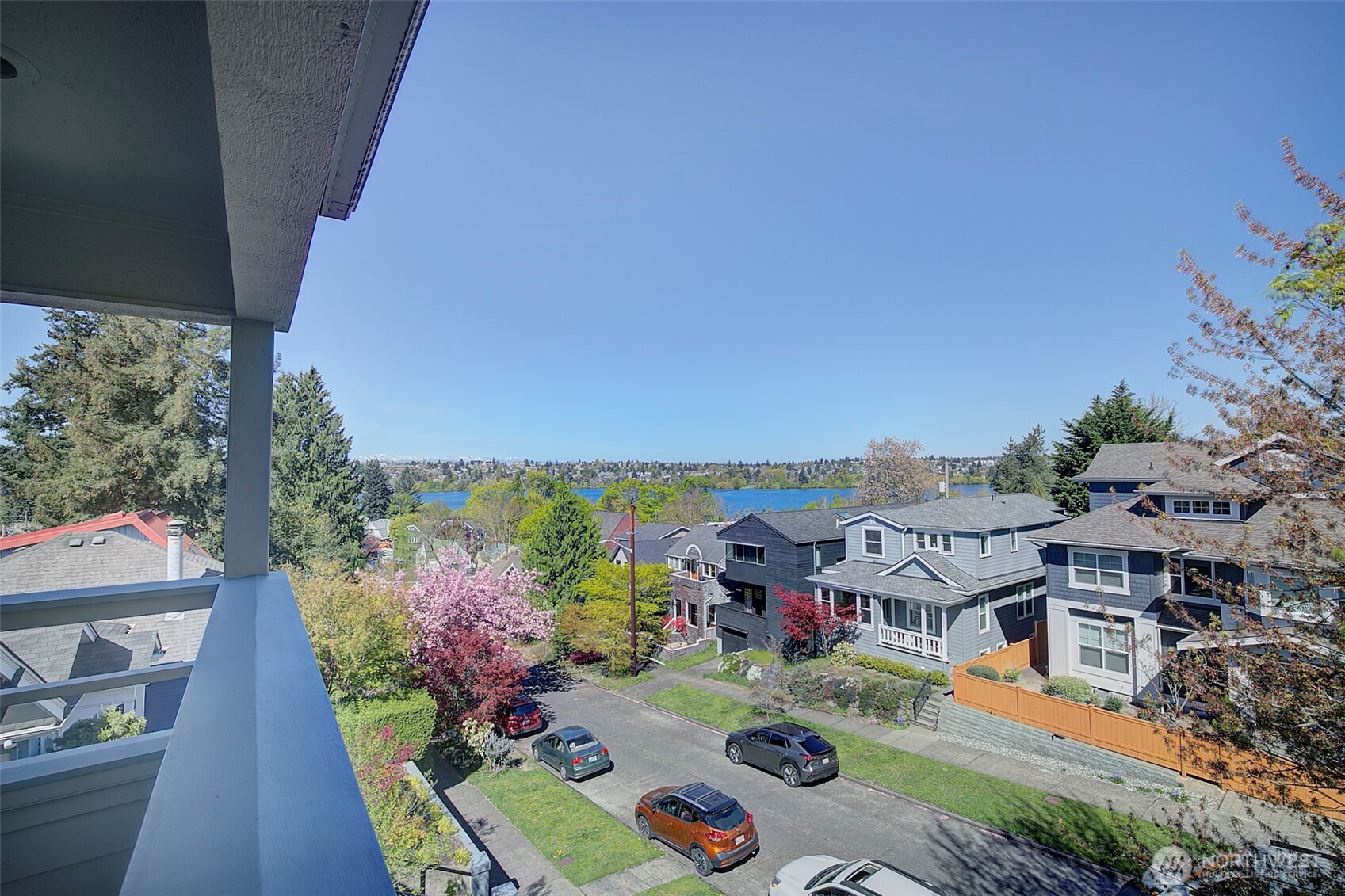 2147 North 63rd Street Seattle, WA 98103 - Photo 15 of 30 Gallery Image 15