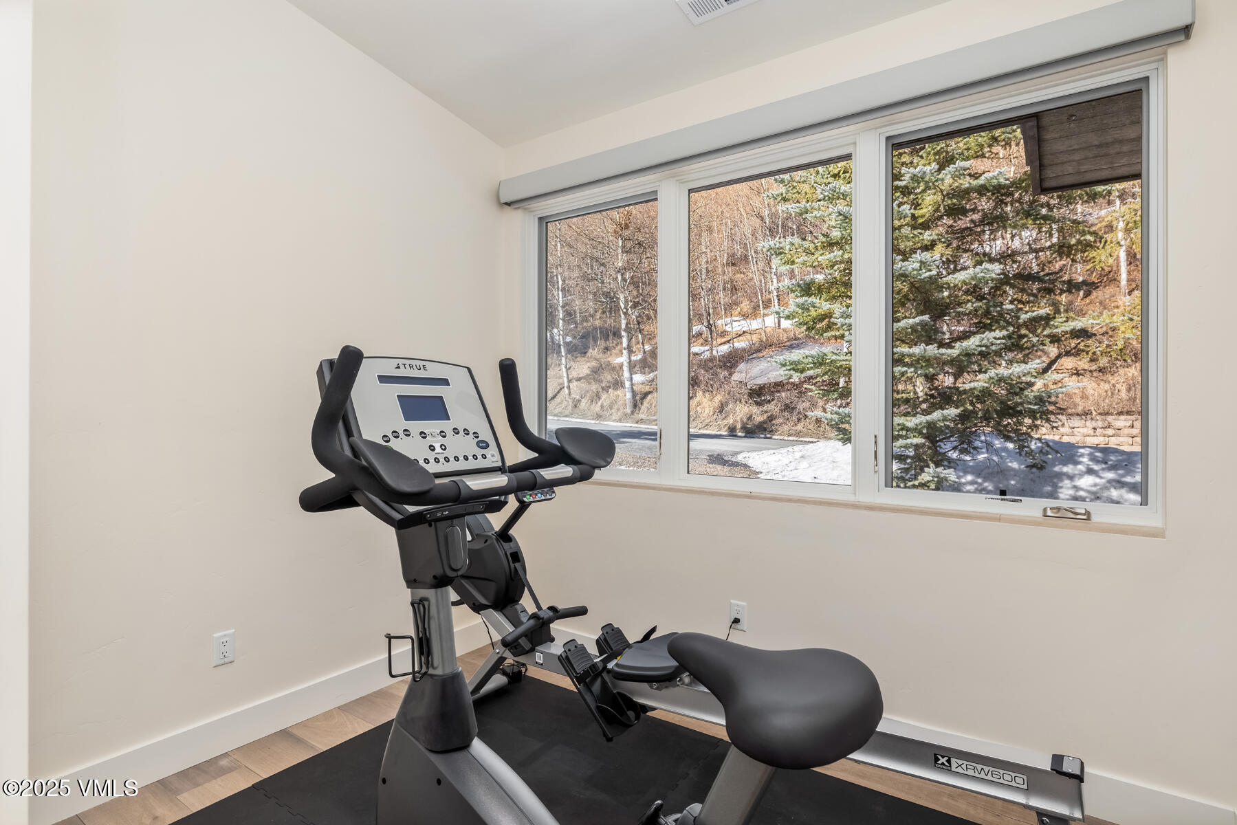 3235 Katsos Ranch Road Vail, CO 81657 - Photo 21 of 50 138A6330_1